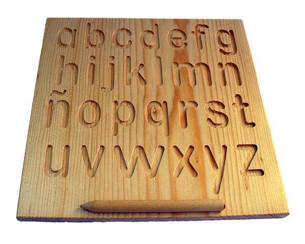 Tablero de abecedario con palito de madera